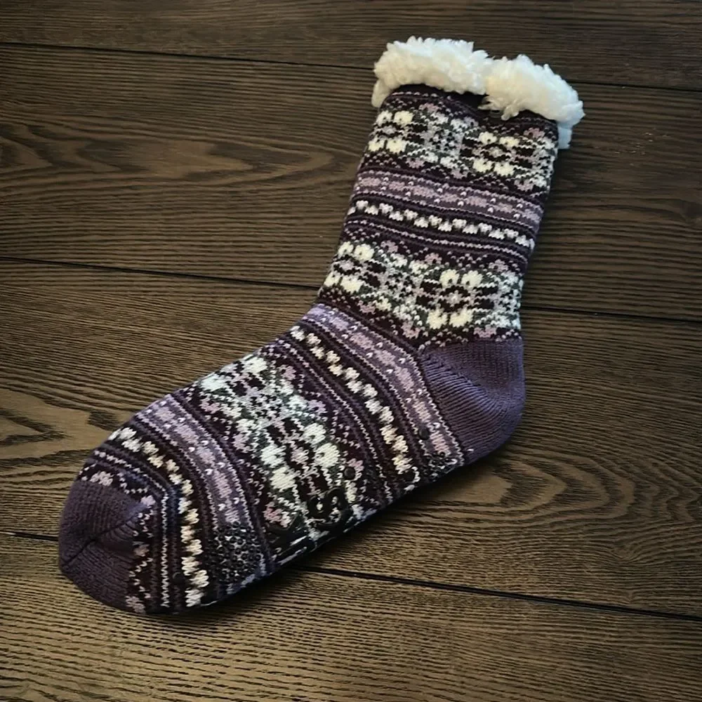 Muk Luks Fairisle Gripper Cabin Socks NEW Purple One Size